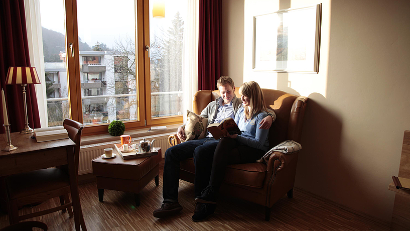 Gemütlichkeit im Hotelzimmer