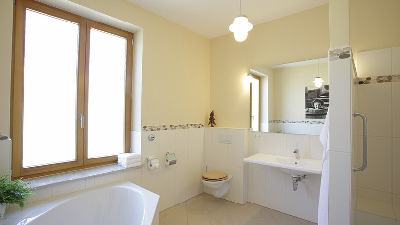 Badezimmer der 2-Schläfer-Suiten